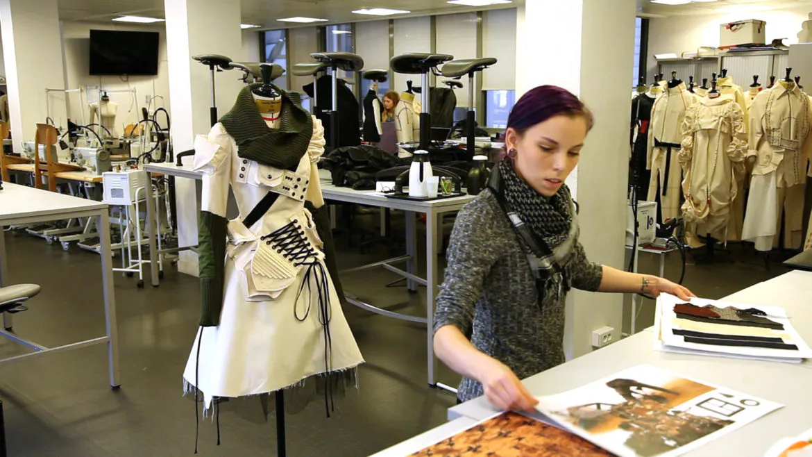 Exploring University Fashion Programs